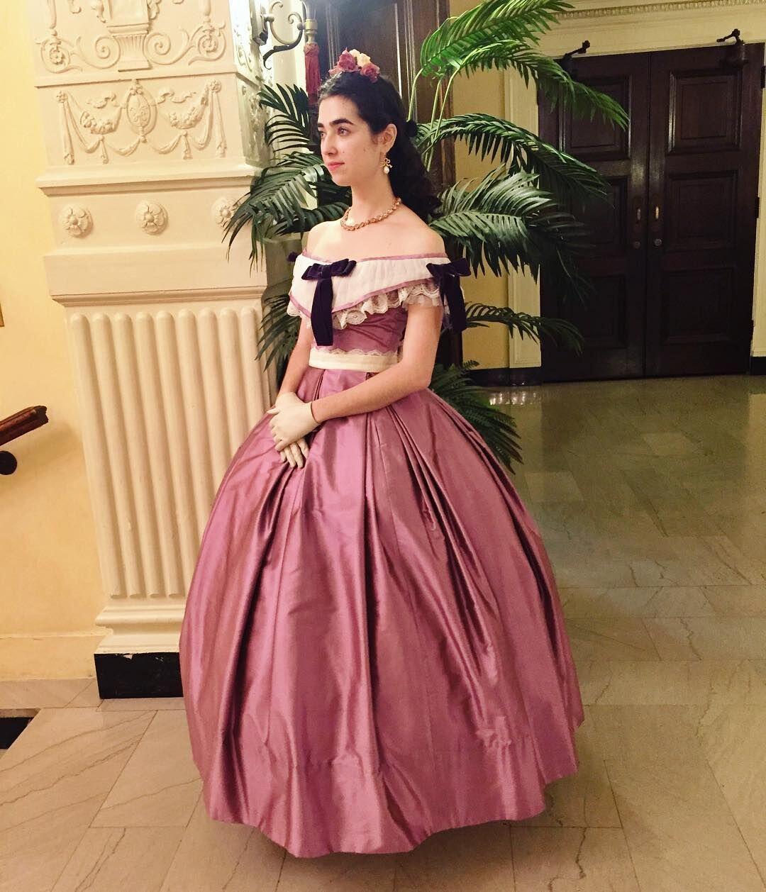 Retro Victorian Noble Lady Gow - Evening Gown review and price